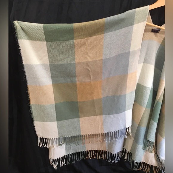Revamped - Neutral Colour Plaid Print With Fringe Shrug / Poncho / Shawl - O/S - Picture 3 of 5